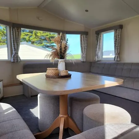 Kernow Charm - Newquay, Cornwall *